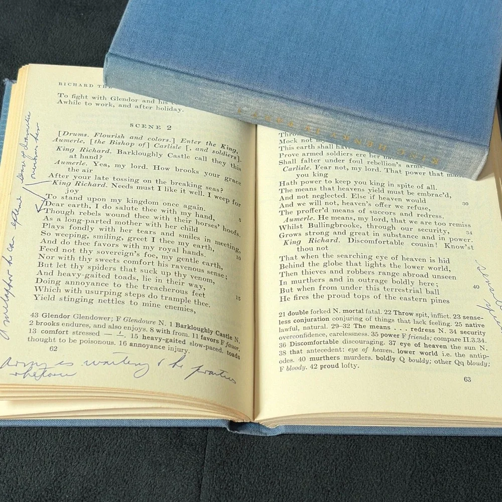 The‎ Yale Shakespeare: The Tragedy Of King Richard The Second (HC, 1957)